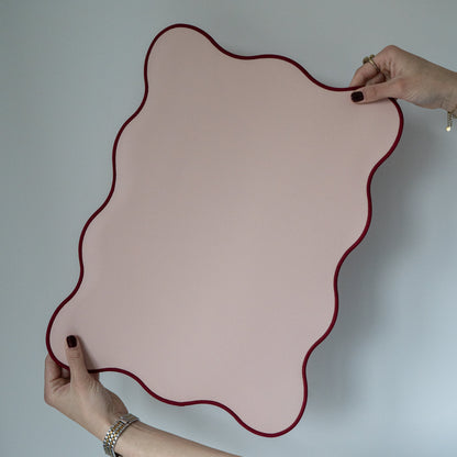 Placemat Juul roze met rode rand