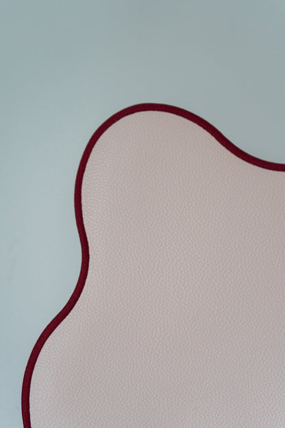 Placemat Juul roze met rode rand